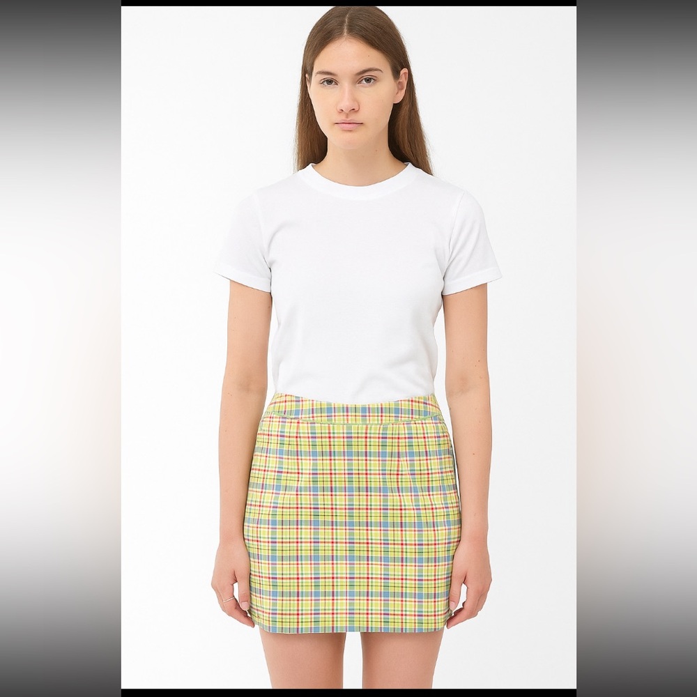 Greg Norman Woman’s Stretch Athletic Golf Skort Size Medium NWT